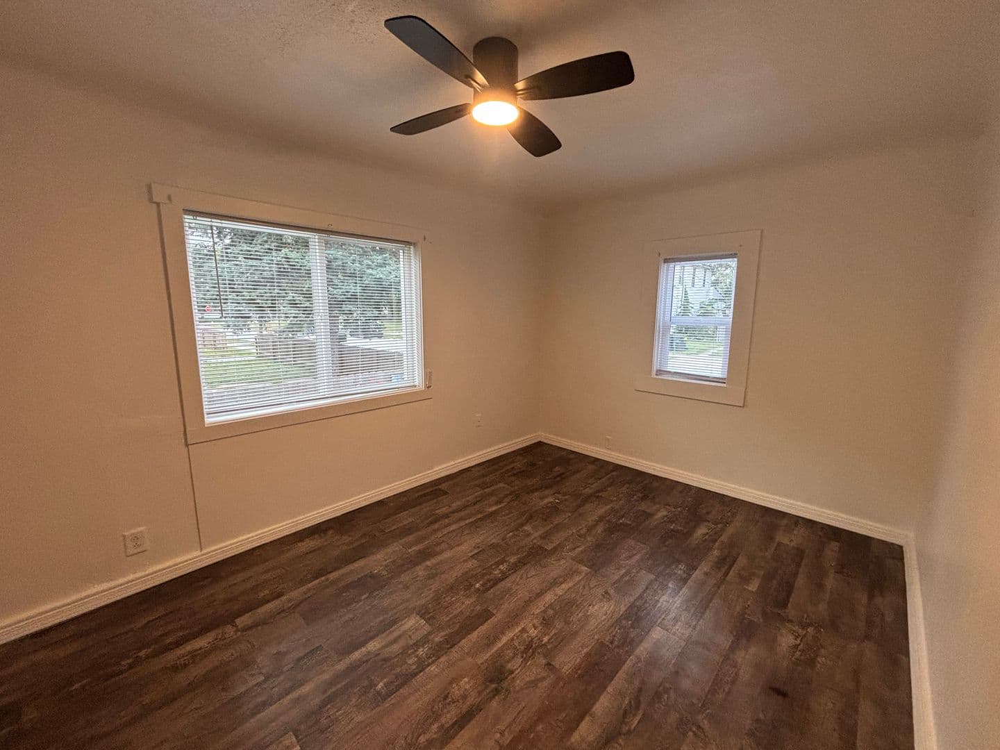 Council Bluffs Apartment: 733 Mynster St