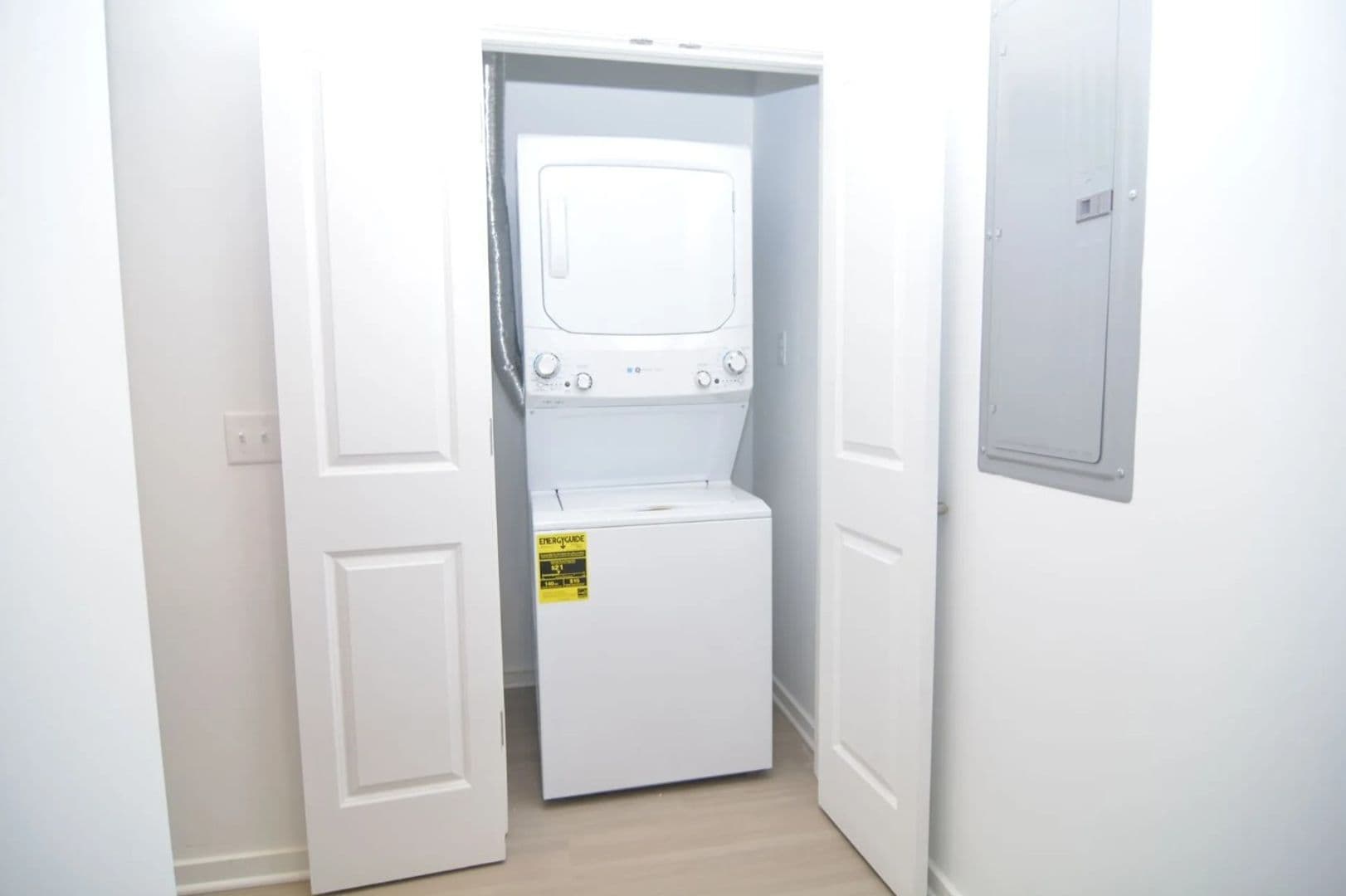 Omaha Apartment: 1029 Park Ave