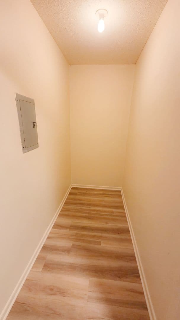 Ankeny Apartment: 2017 NW Hickory Ln