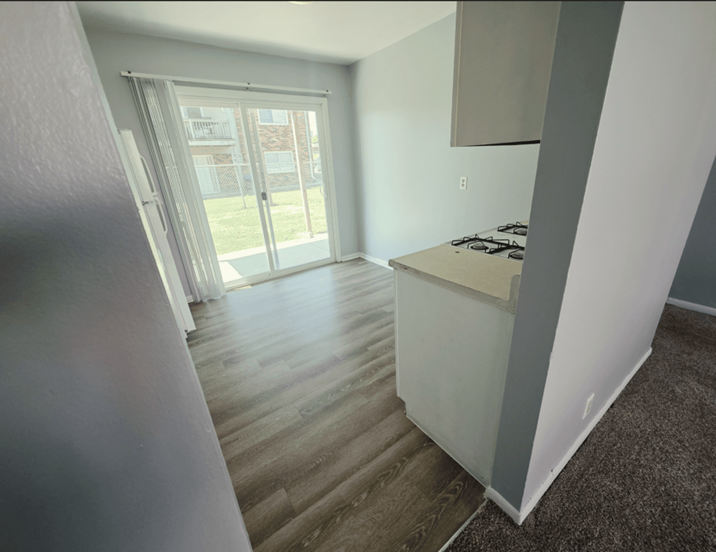 Bellevue Apartment: 7501 S 25th St