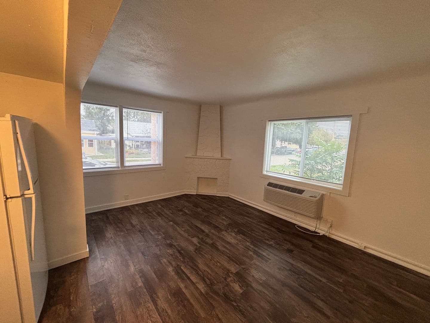Council Bluffs Apartment: 733 Mynster St