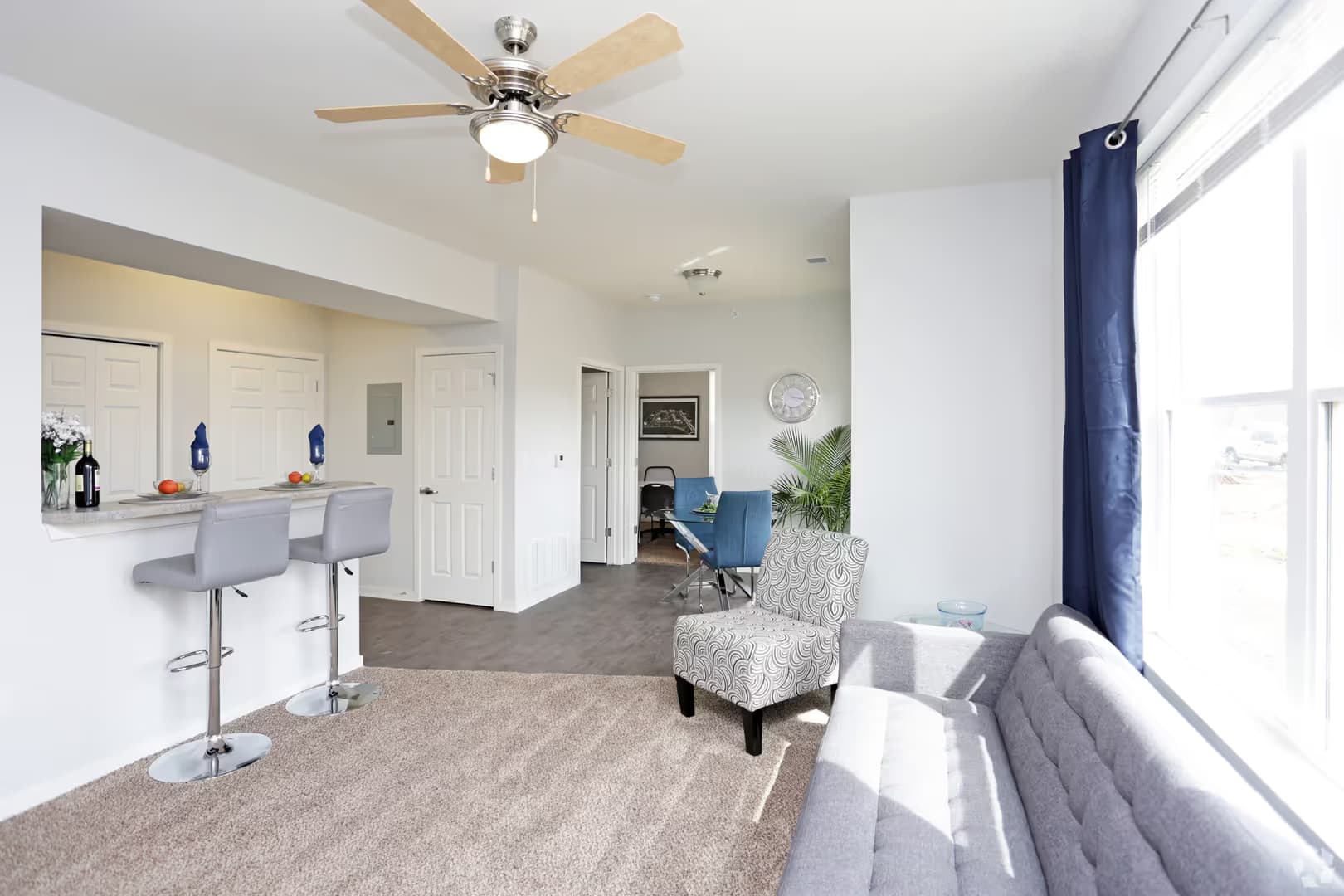 Omaha Apartment: 9451 Vernon Plz