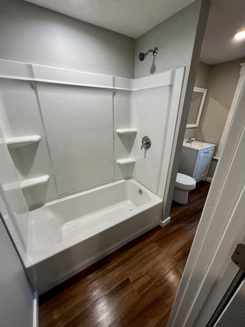 Council Bluffs Apartment: 208 Scott St