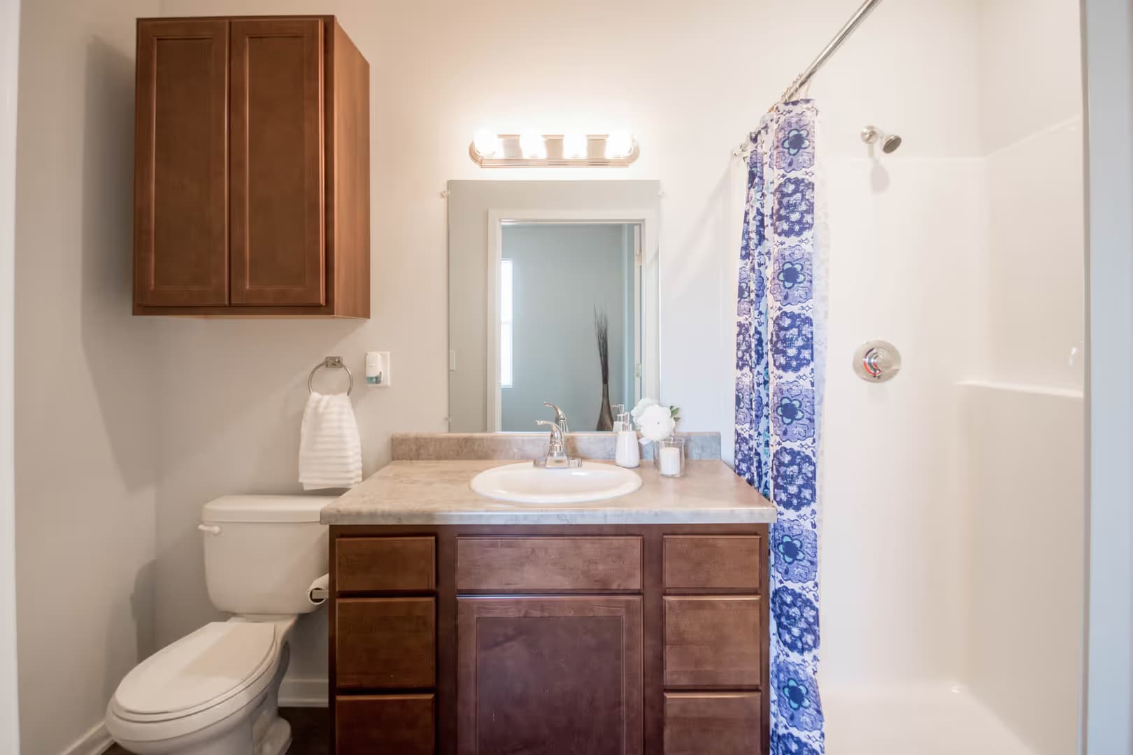 Omaha Apartment: 9451 Vernon Plz