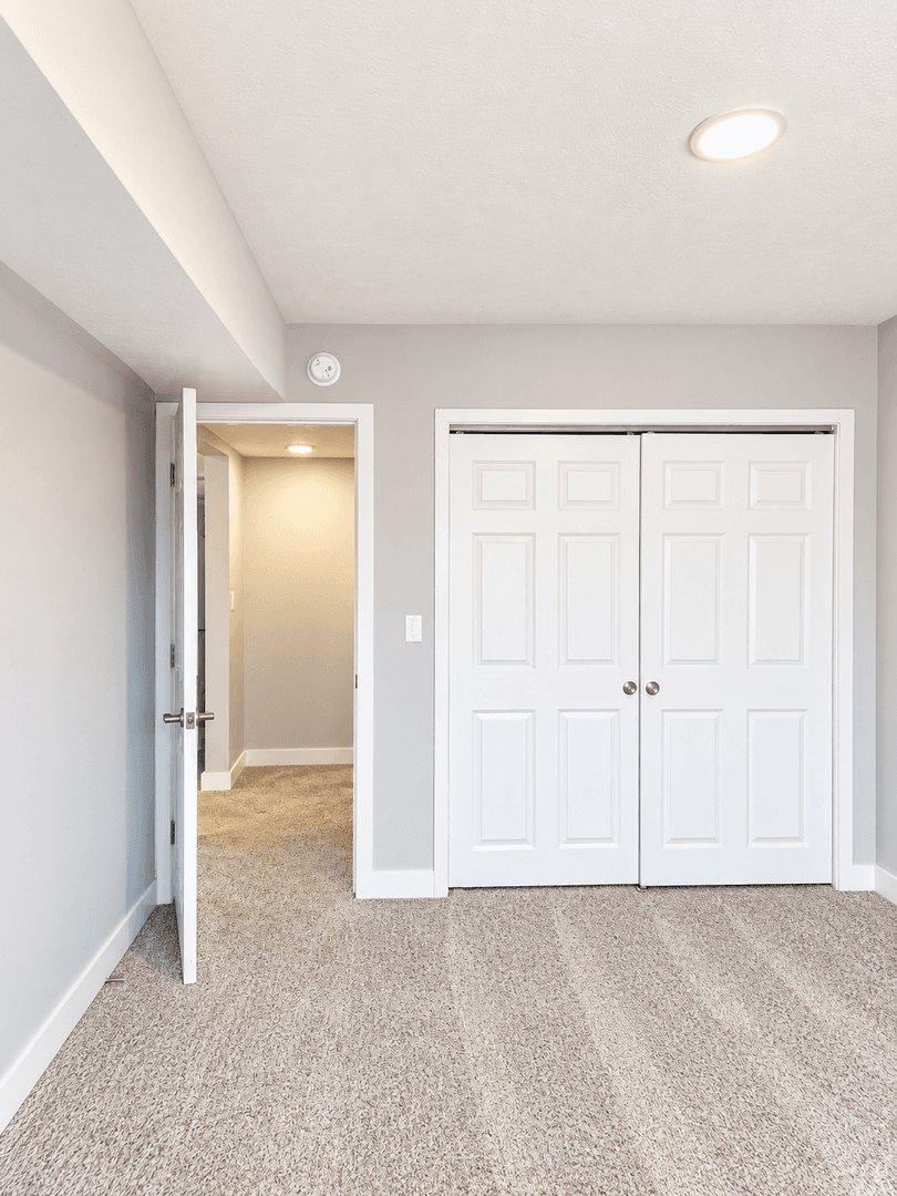 Omaha Apartment: 1016-1026 Park Ave