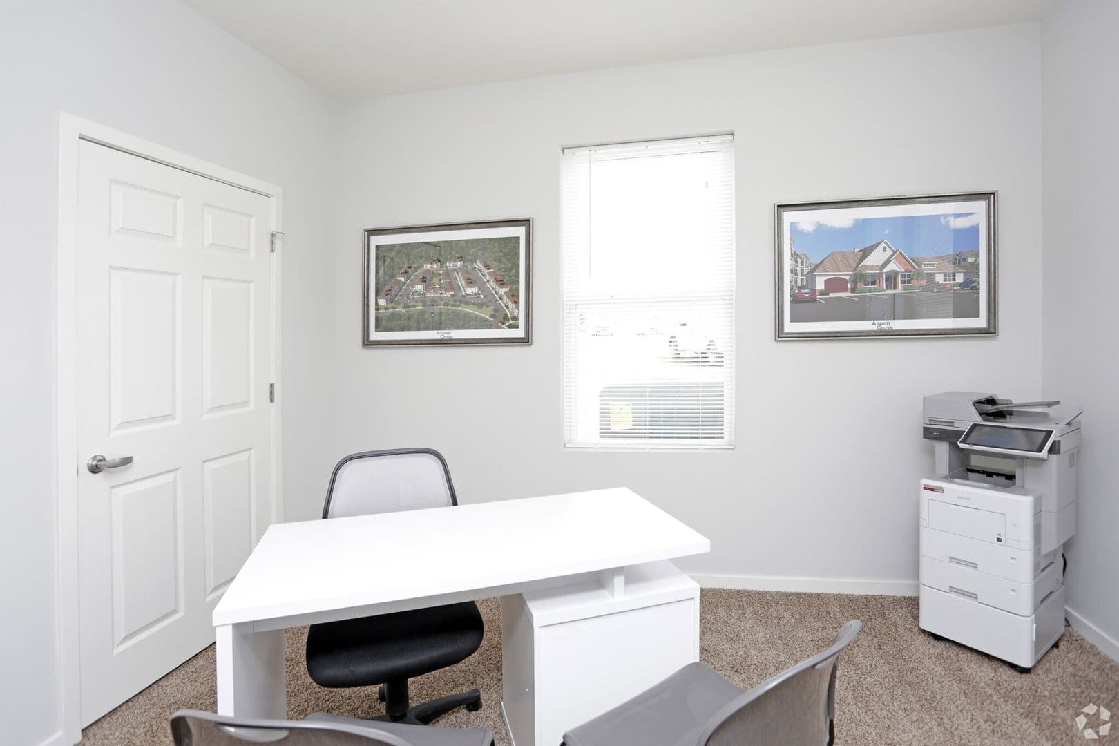 Omaha Apartment: 9451 Vernon Plz