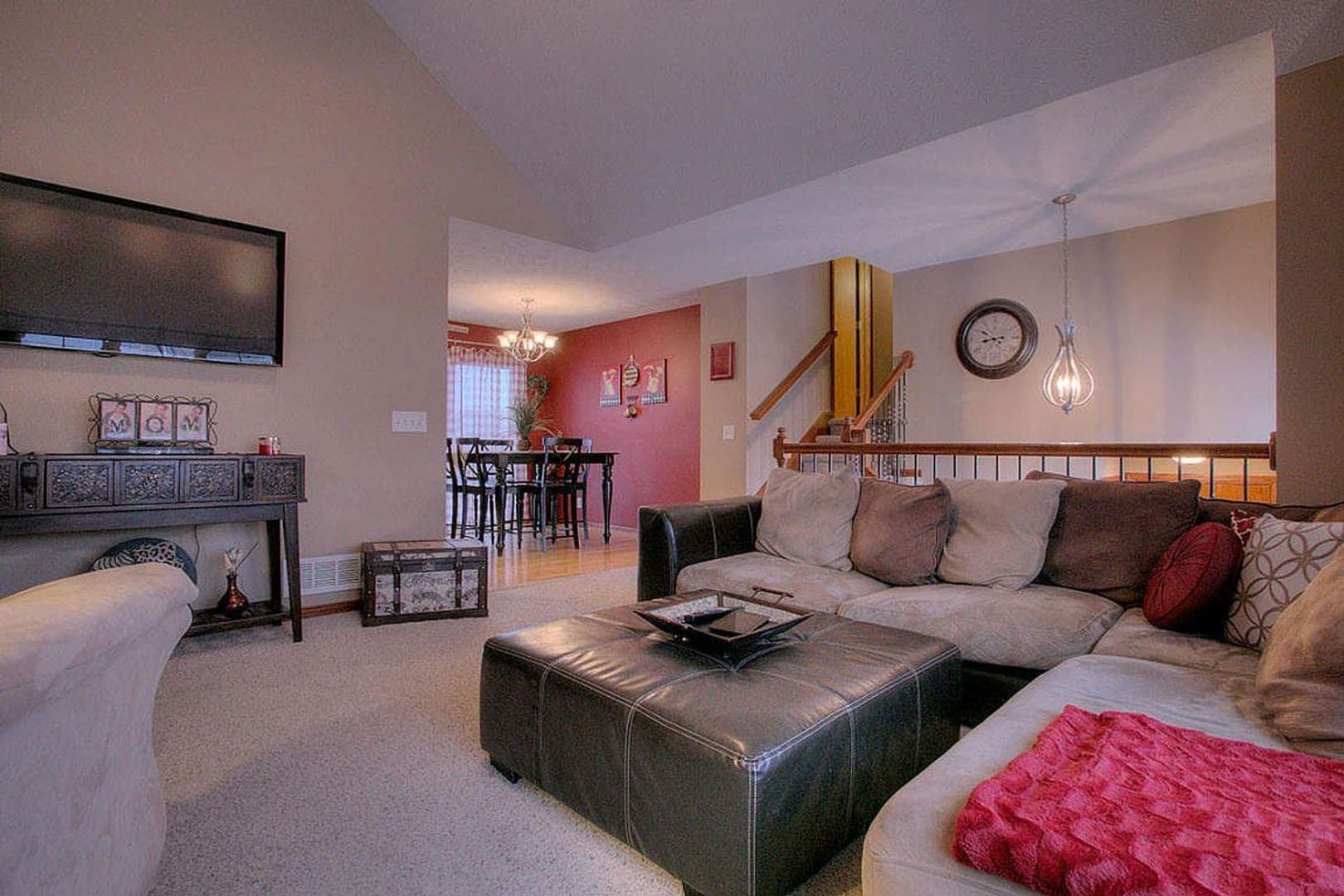 Council Bluffs House: 5100 Crogans Way Rd