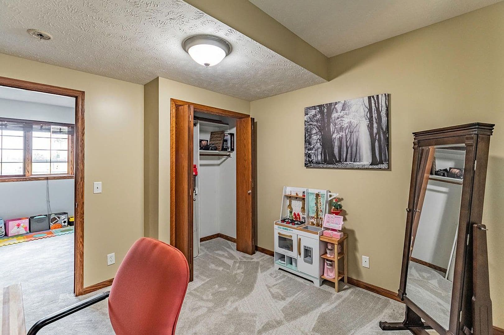 Council Bluffs House: 5100 Crogans Way Rd