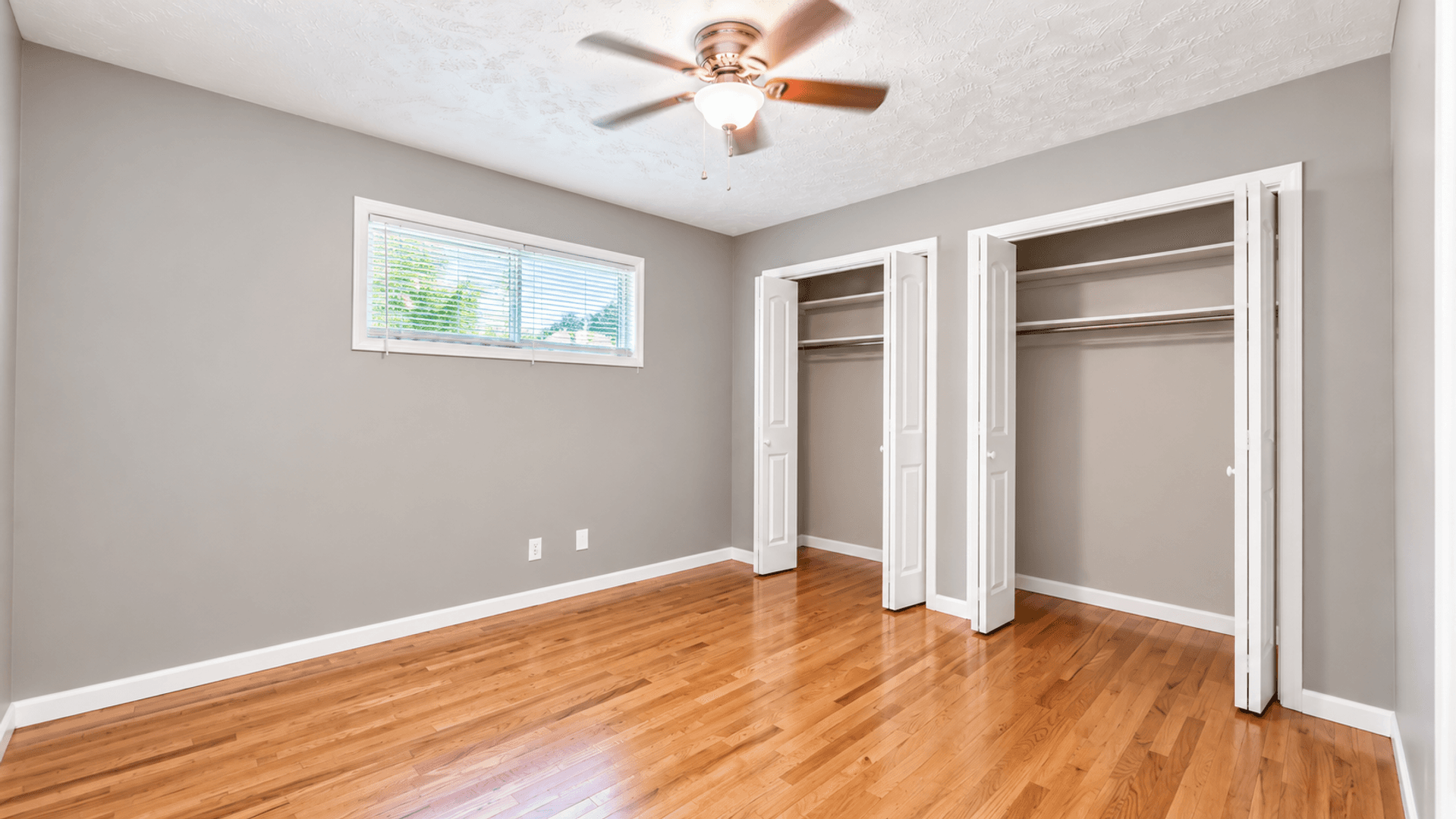 Omaha Apartment: 620 S 35th St