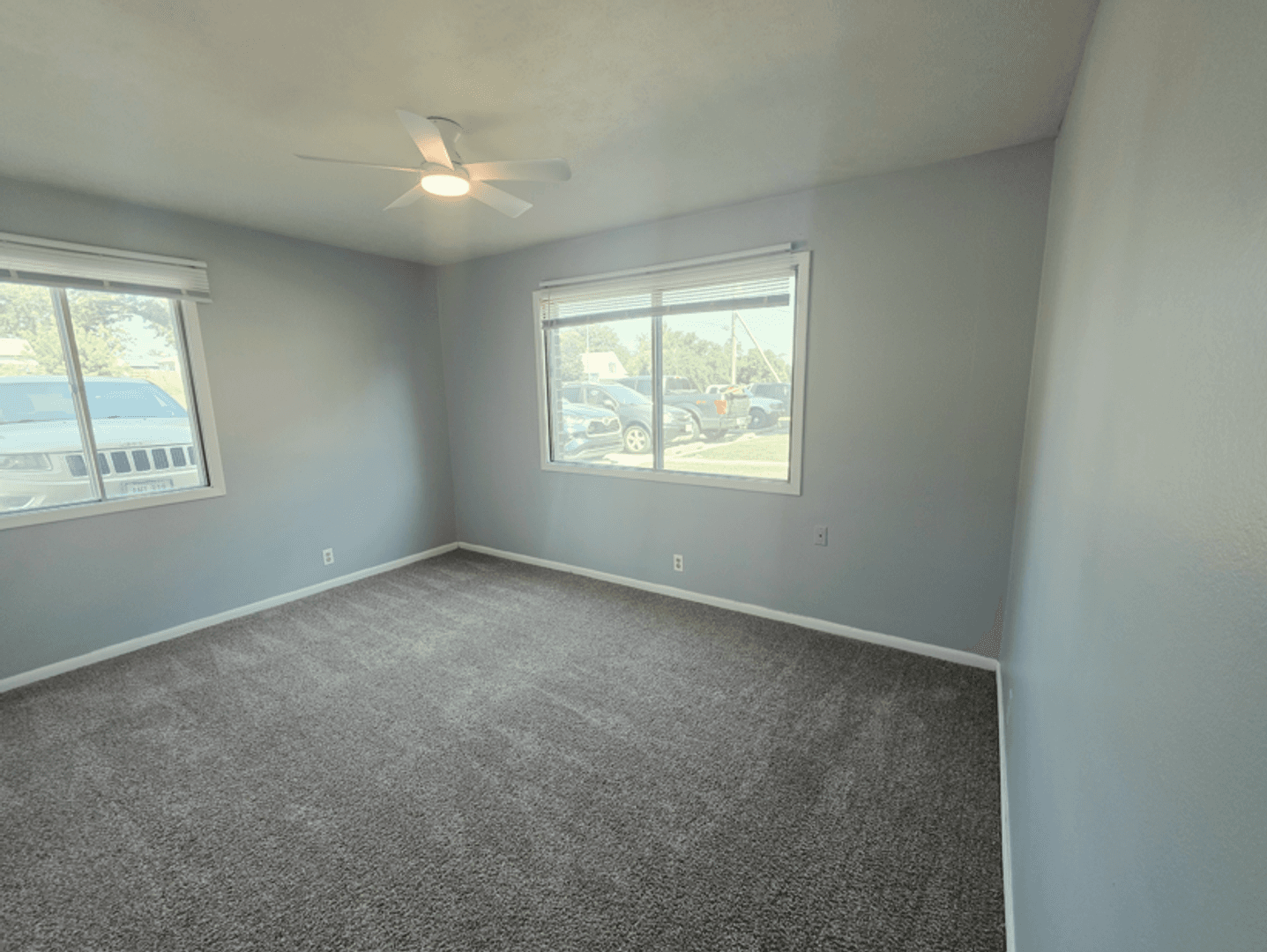 Bellevue Apartment: 7501 S 25th St