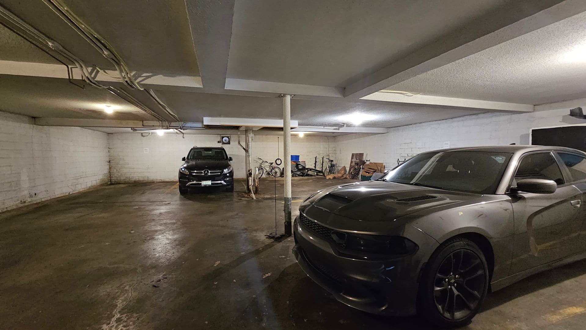Omaha Apartment: 622 S 36th St