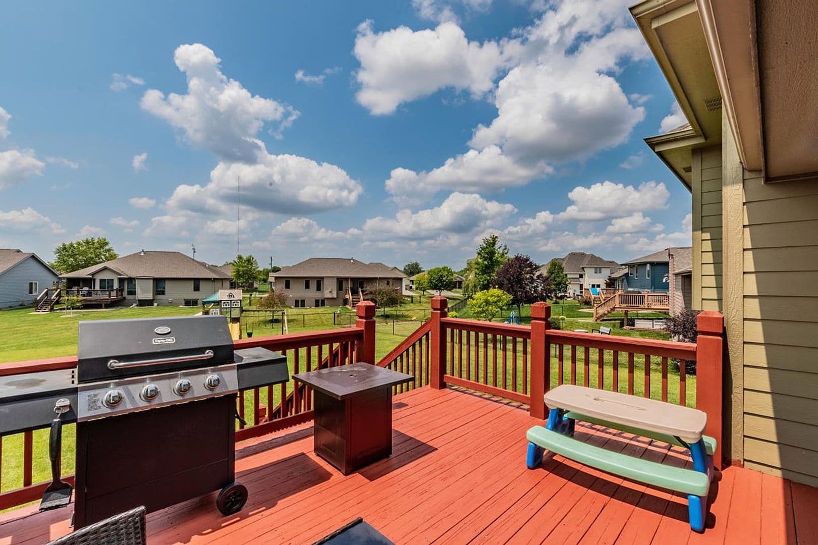 Council Bluffs House: 5100 Crogans Way Rd
