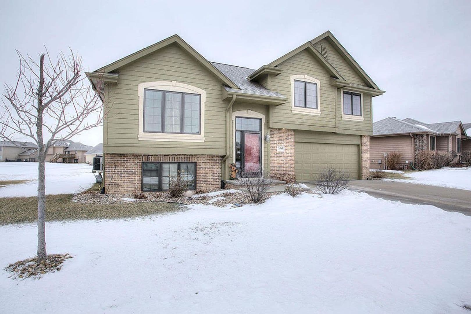 Council Bluffs House: 5100 Crogans Way Rd