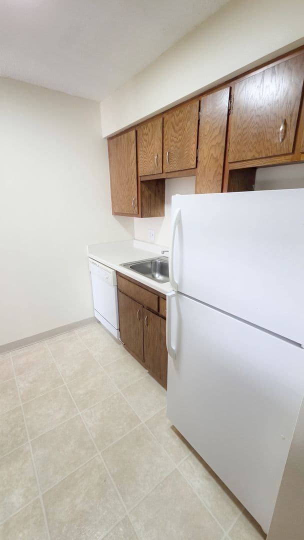 Ankeny Apartment: 2017 NW Hickory Ln