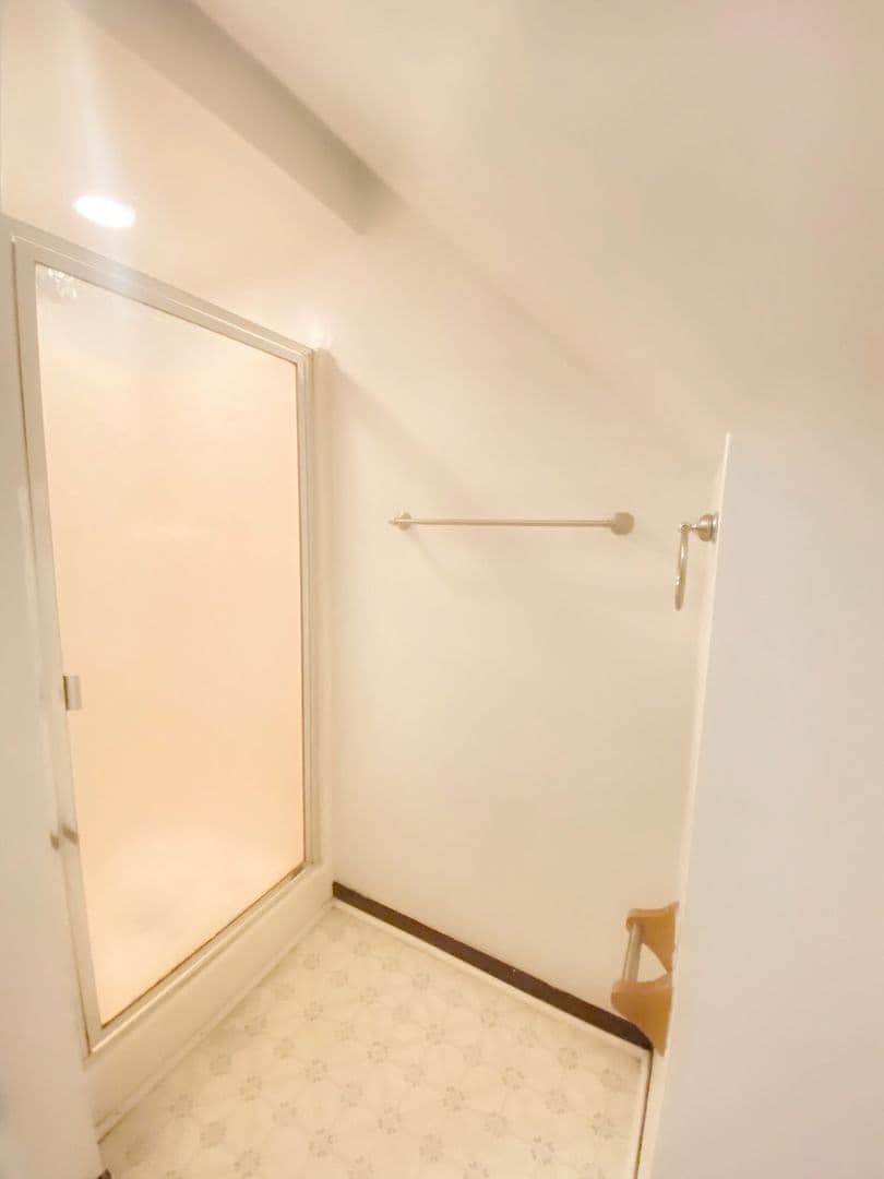 Des Moines Apartment: 1106 Virginia Ave