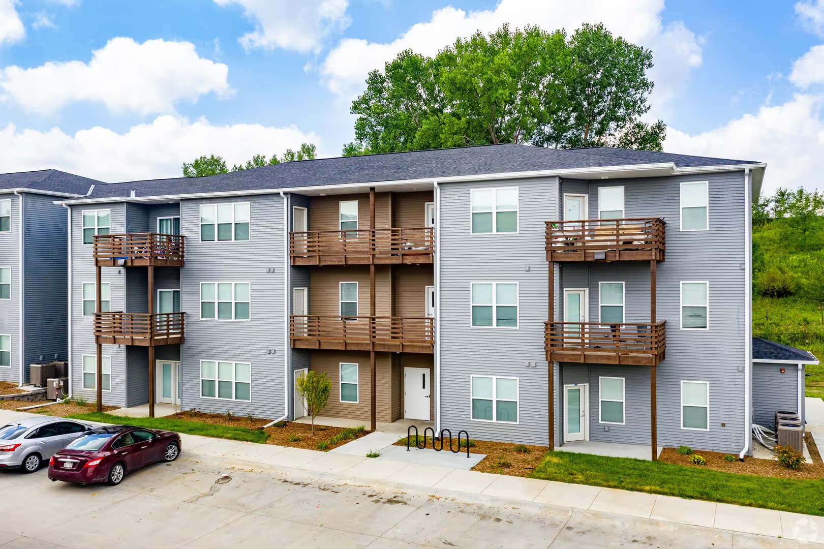 Omaha Apartment: 9451 Vernon Plz