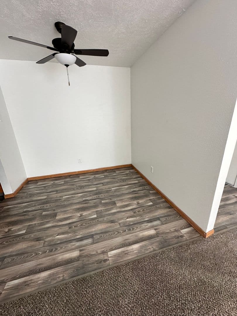 Council Bluffs Apartment: 1106 Marshall Ave