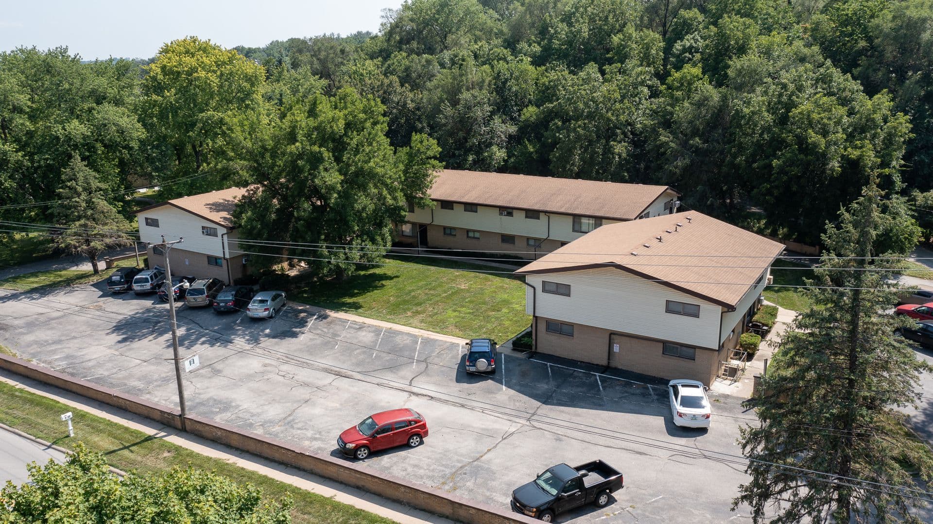 Council Bluffs Apartment: 1455 McPherson Ave