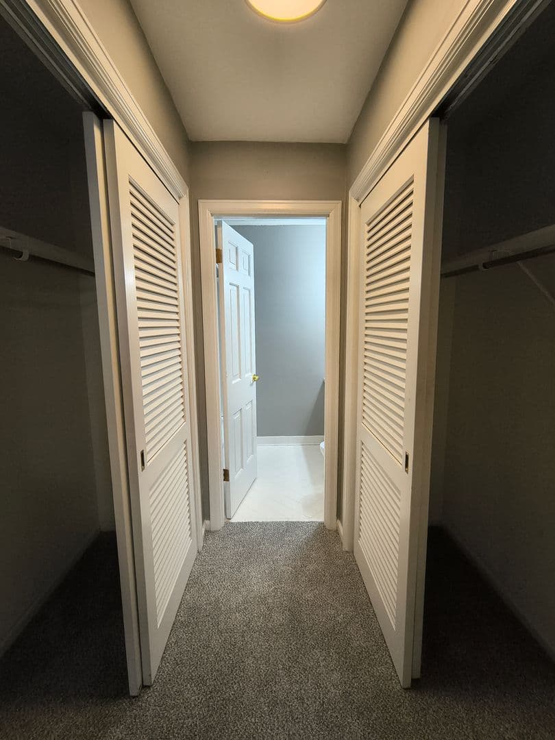 Council Bluffs Apartment: 38 Dillman Dr