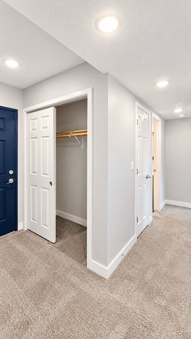 Omaha Apartment: 1016-1026 Park Ave