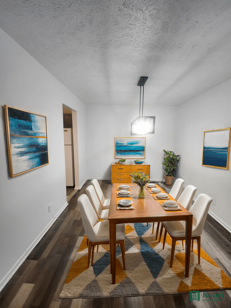 Council Bluffs Apartment: 207 Frank Street