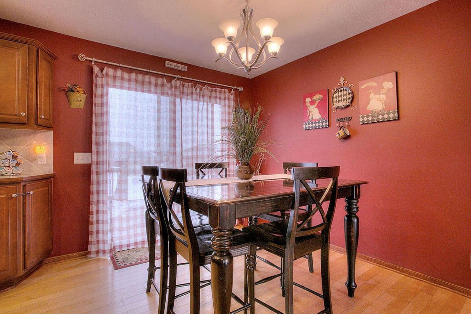 Council Bluffs House: 5100 Crogans Way Rd