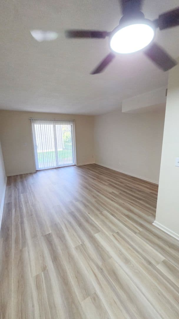 Ankeny Apartment: 2017 NW Hickory Ln