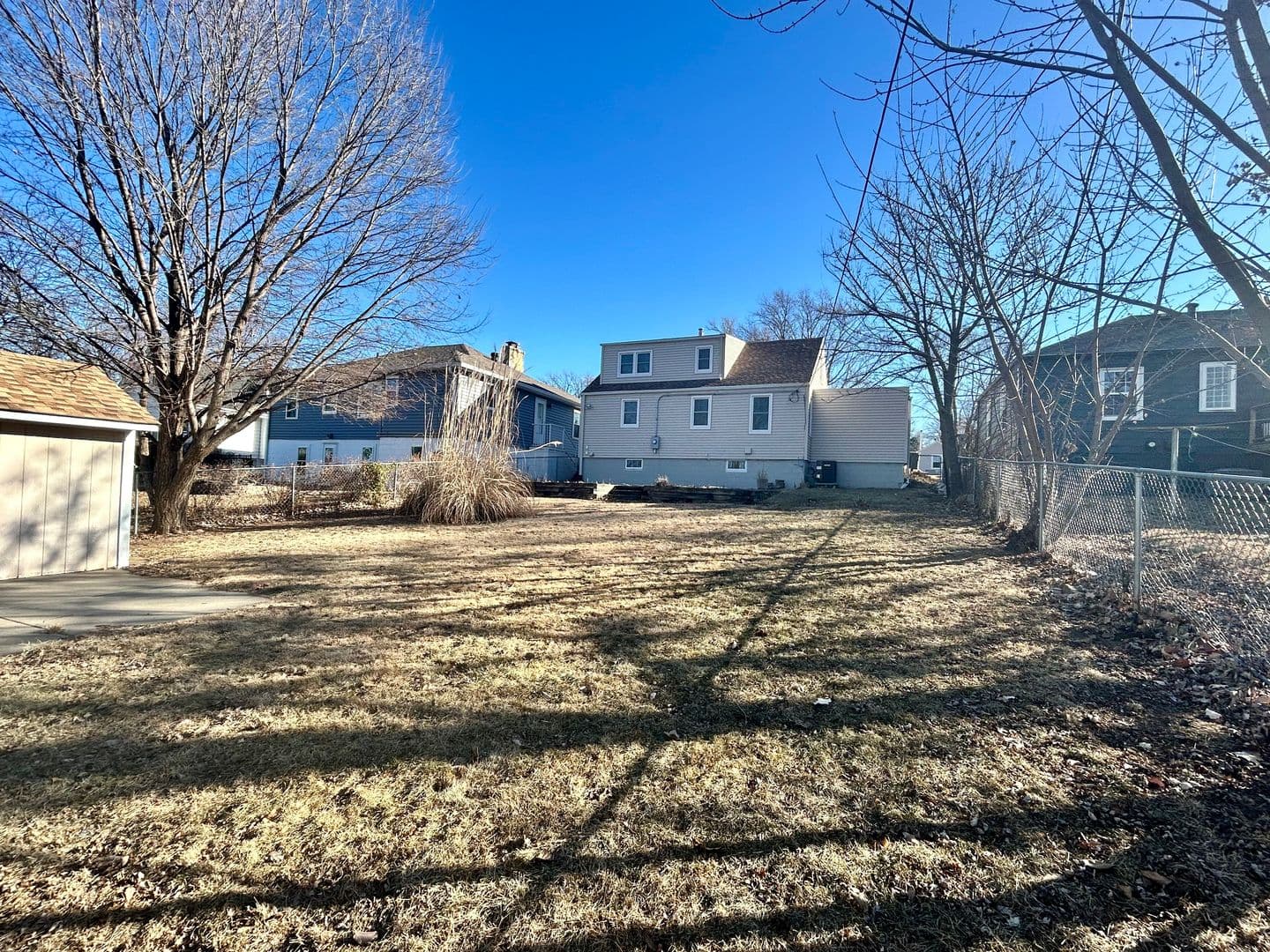 Omaha House: 1932 S 62nd St