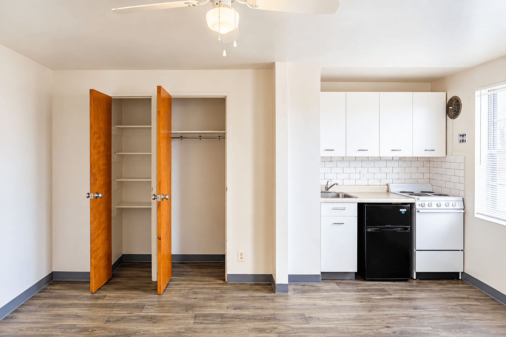 Omaha Apartment: 2235 Saint Marys Ave