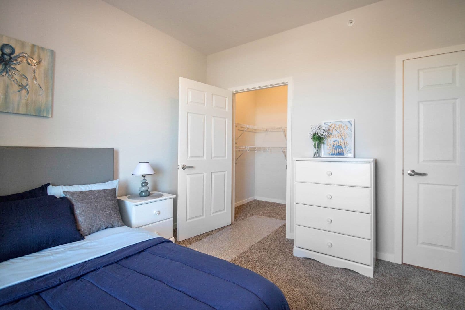 Omaha Apartment: 9451 Vernon Plz