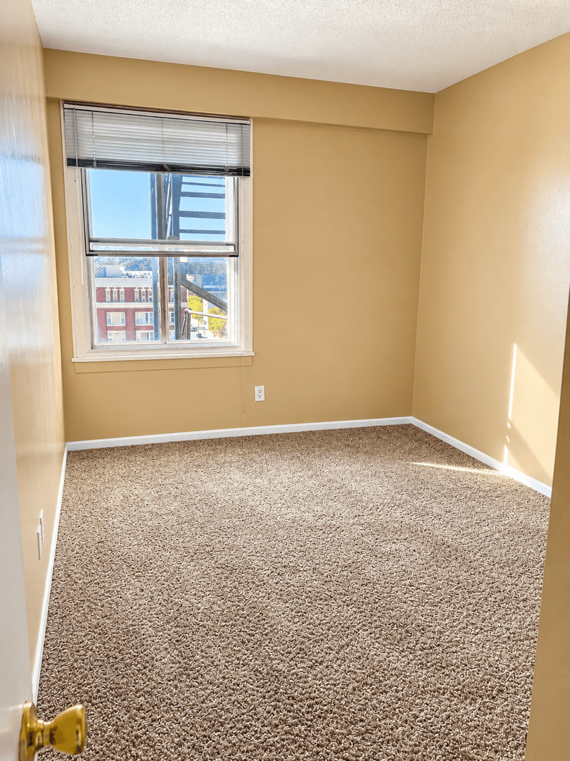 Omaha Apartment: 505 S 16th Street