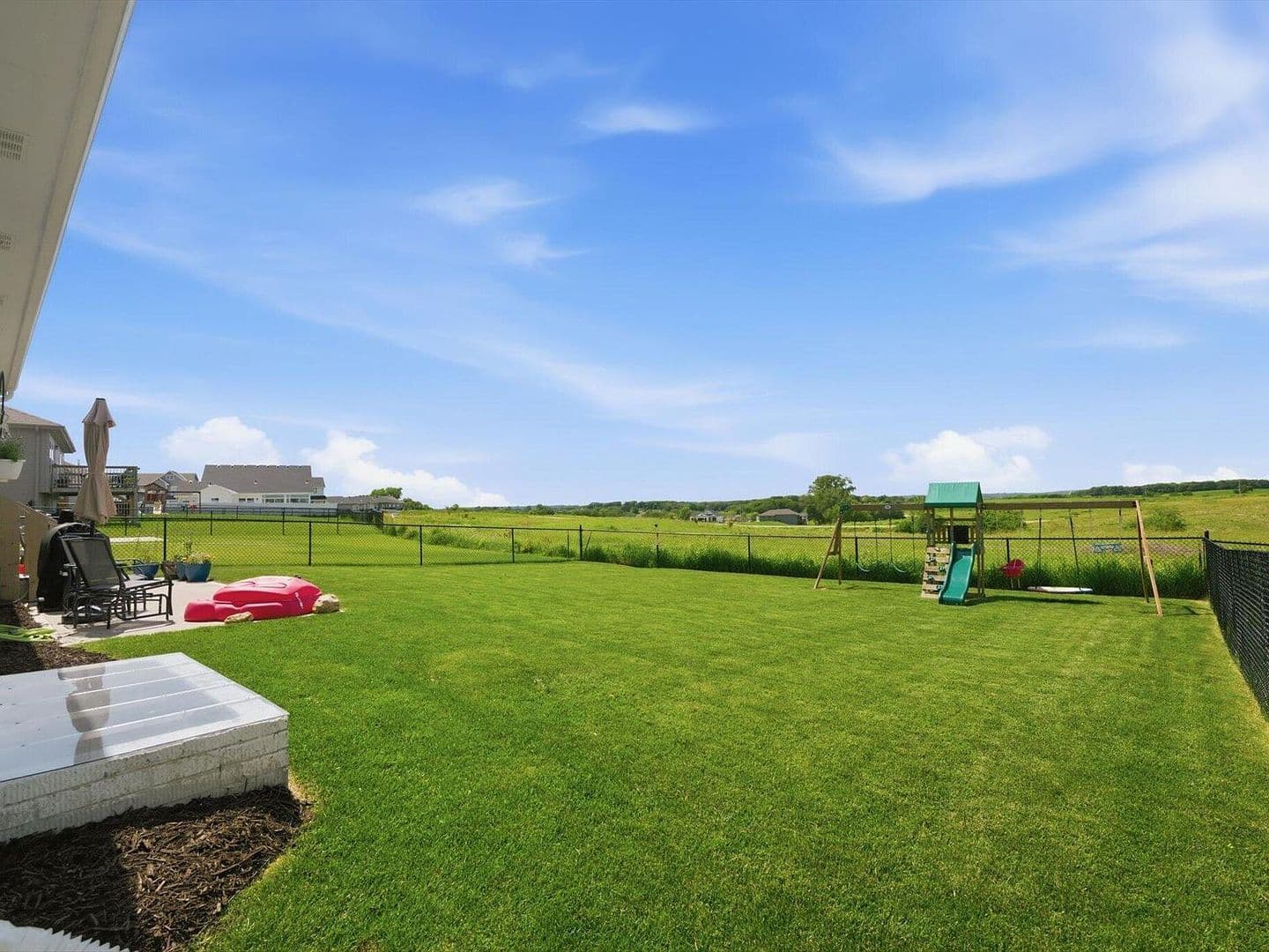 Council Bluffs House: 1086 Deveron Dr