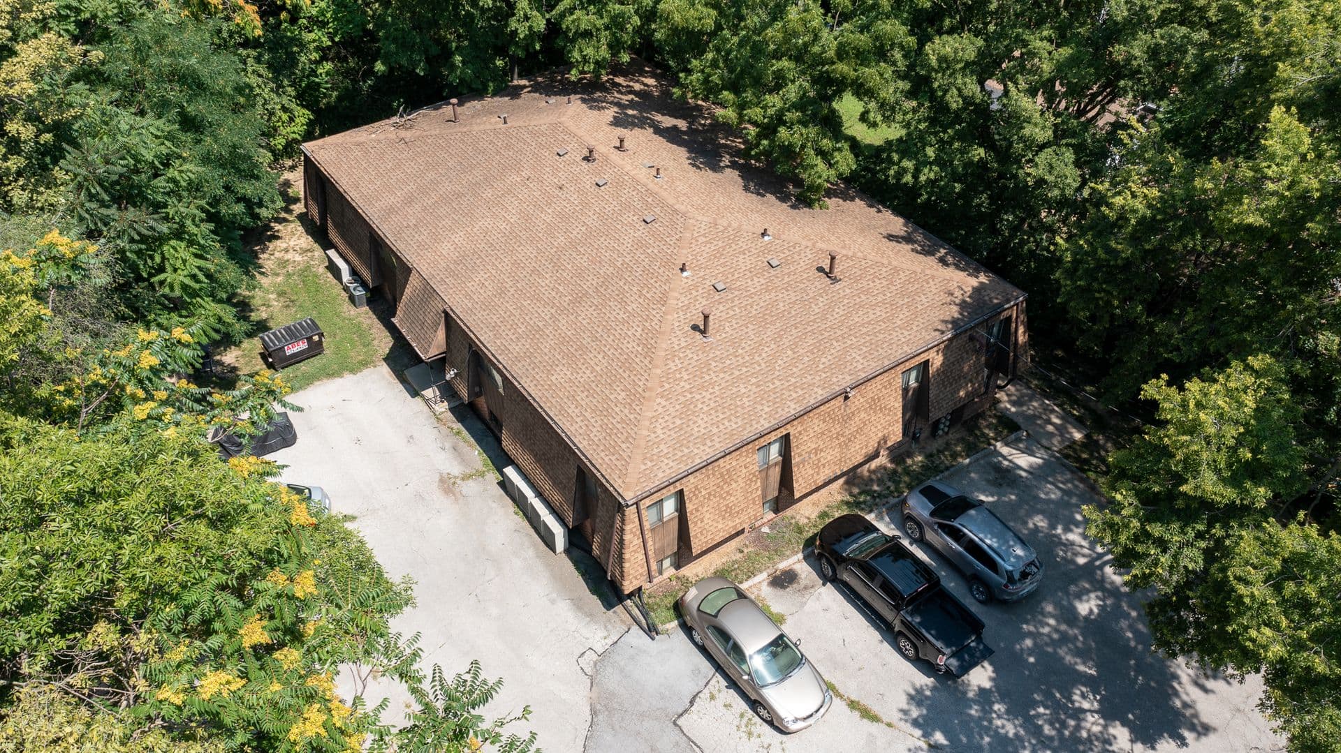 Council Bluffs Apartment: 147 Baughn ST