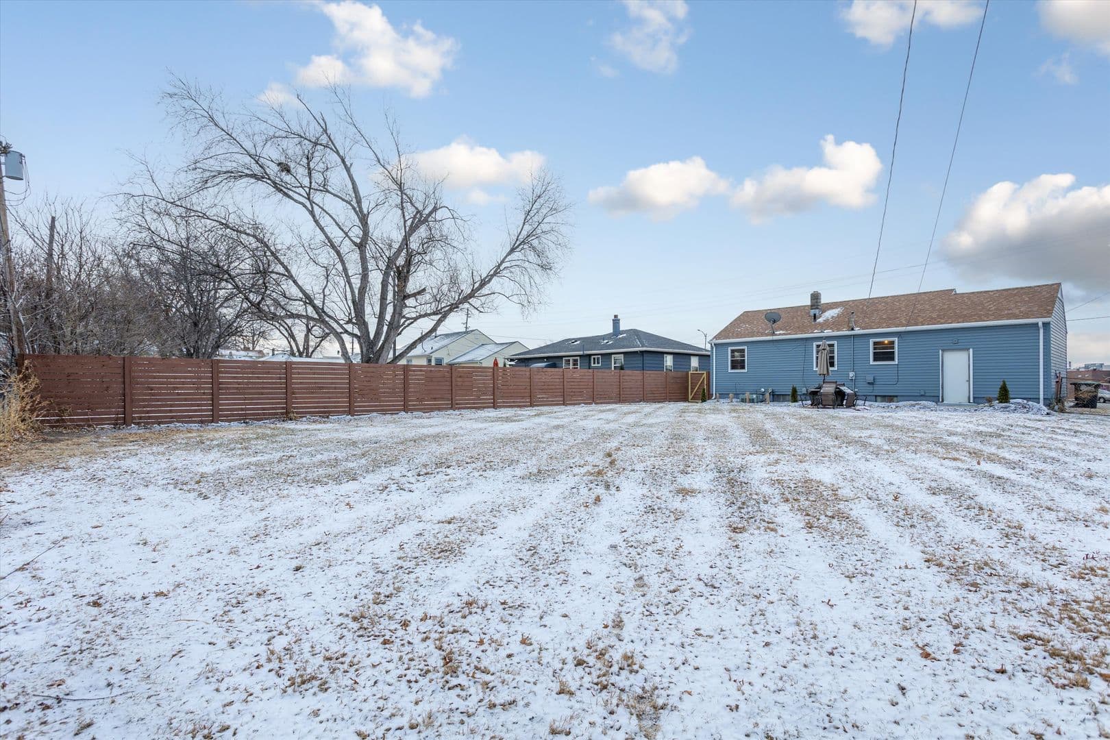 Omaha House: 7514 Cass St.