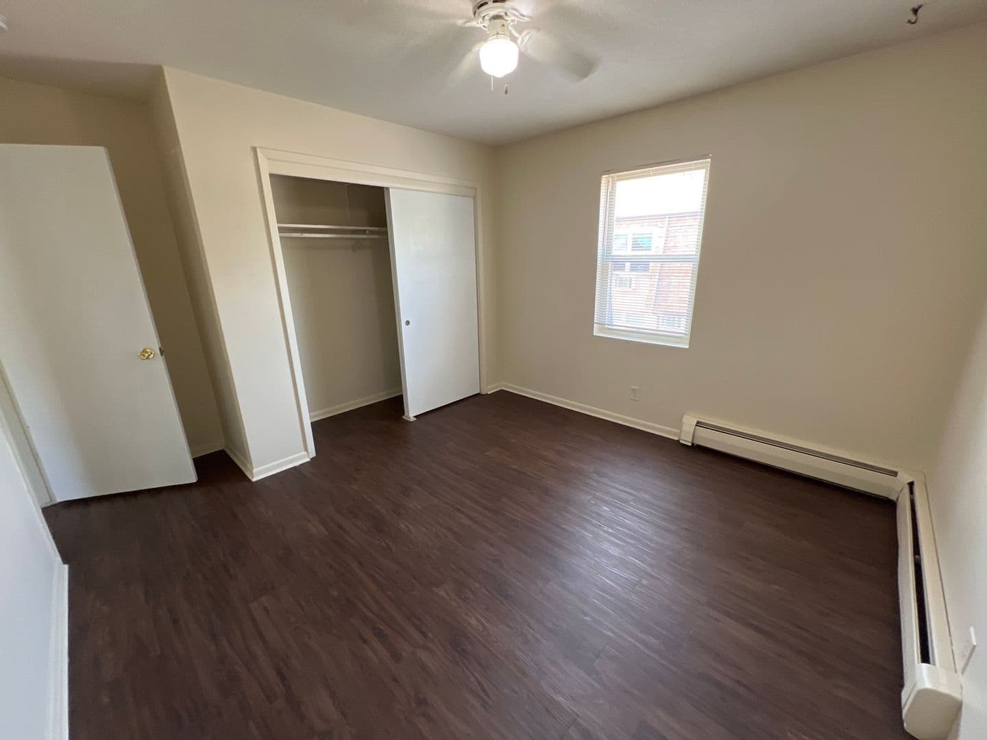 Ankeny Apartment: 206, 210, 214, 218 NW State St