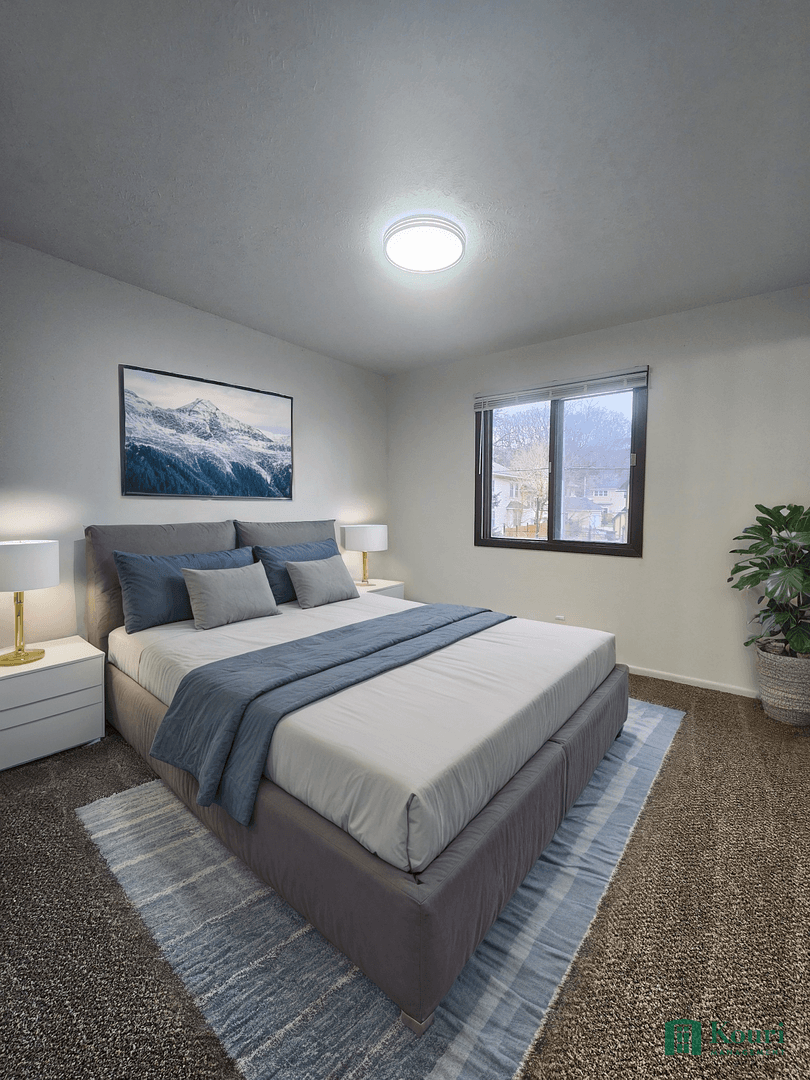 Council Bluffs Apartment: 207 Frank Street