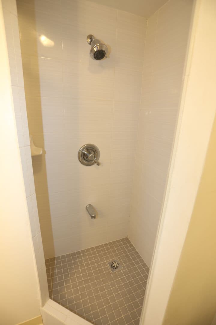 Honolulu Condo: 2121 Algaroba Street #1508