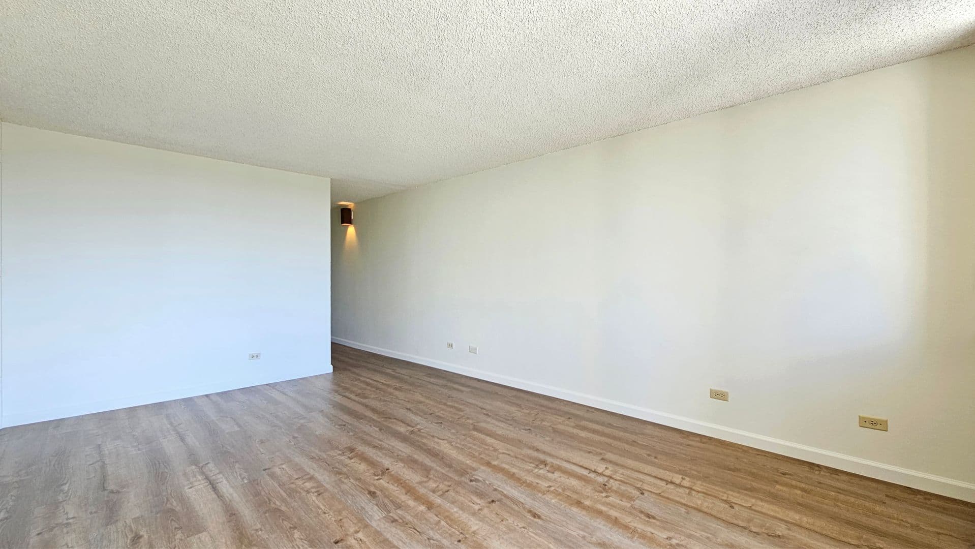Honolulu Condo: 1541 Dominis St., #805