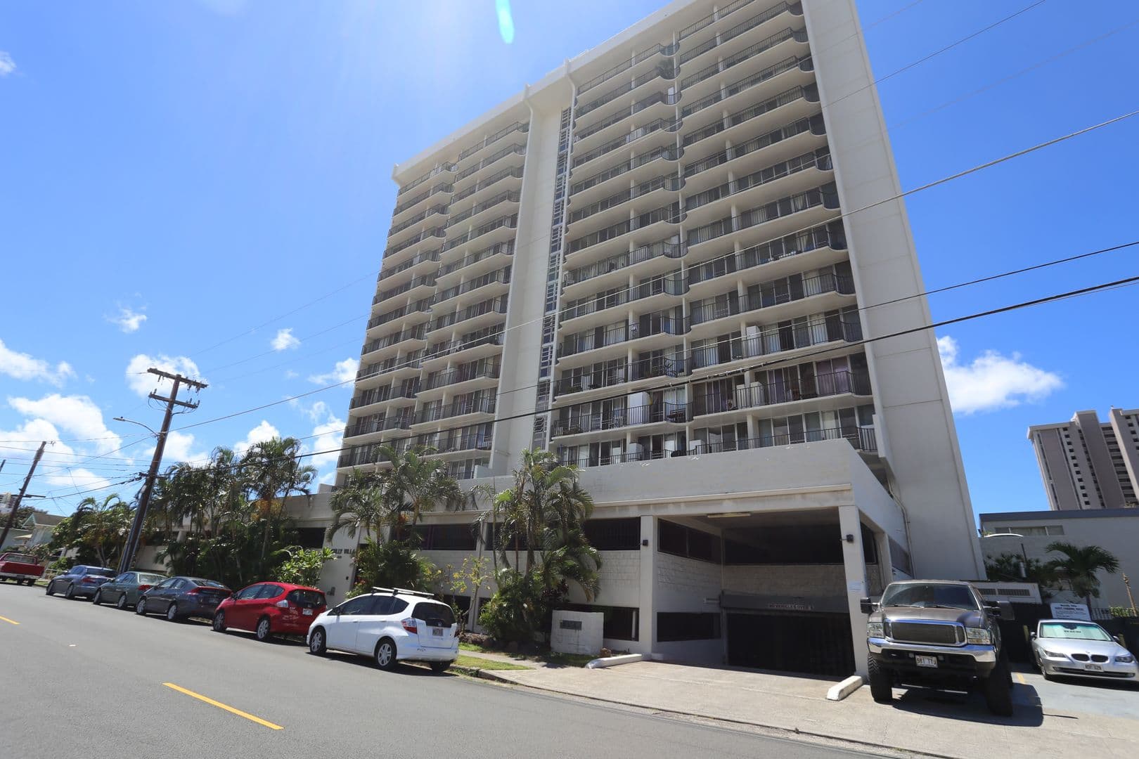 Honolulu Condo: 2121 Algaroba Street #1508