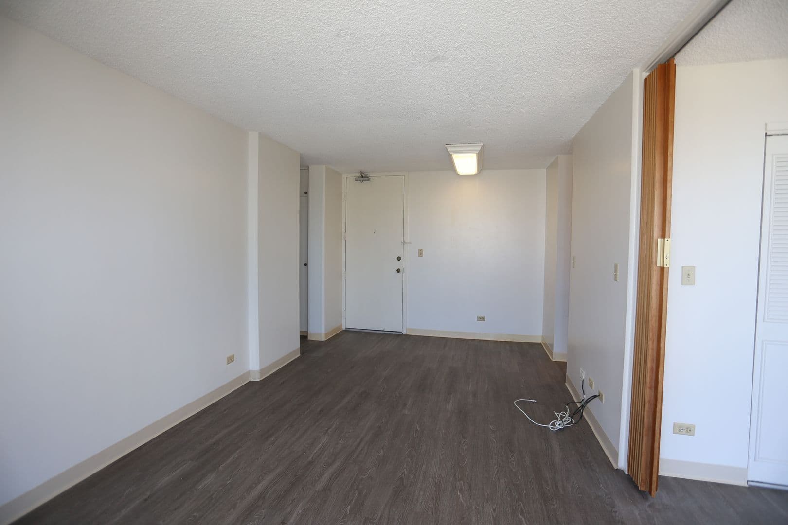 Honolulu Condo: 2121 Algaroba Street #1508