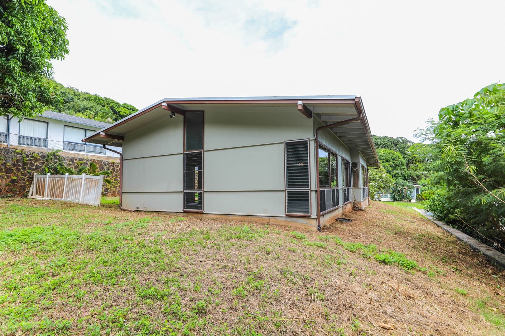 Kaneohe House: 47-130 Kaimalolo Place