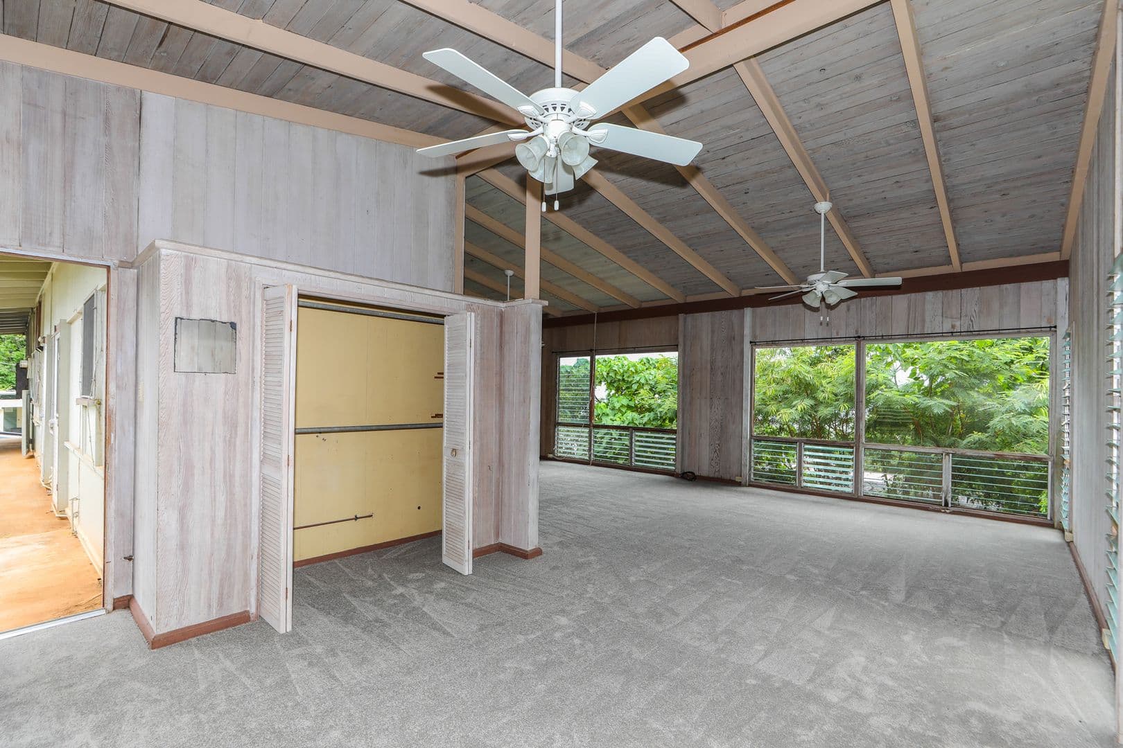 Kaneohe House: 47-130 Kaimalolo Place