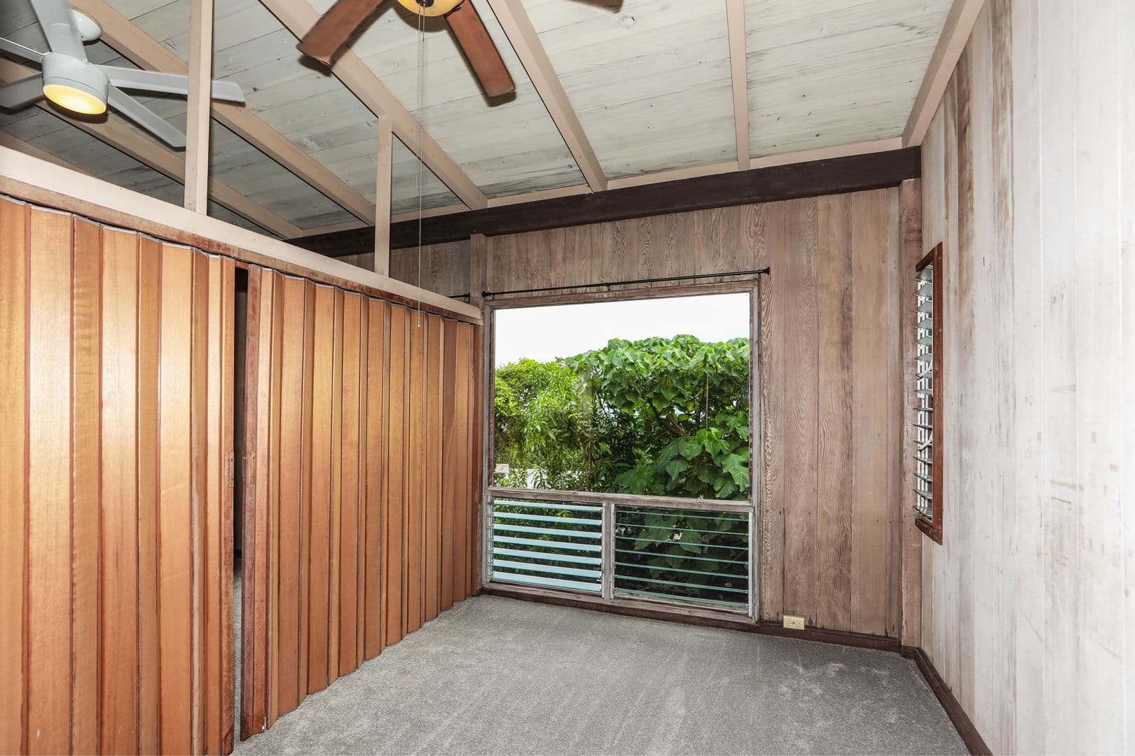 Kaneohe House: 47-130 Kaimalolo Place