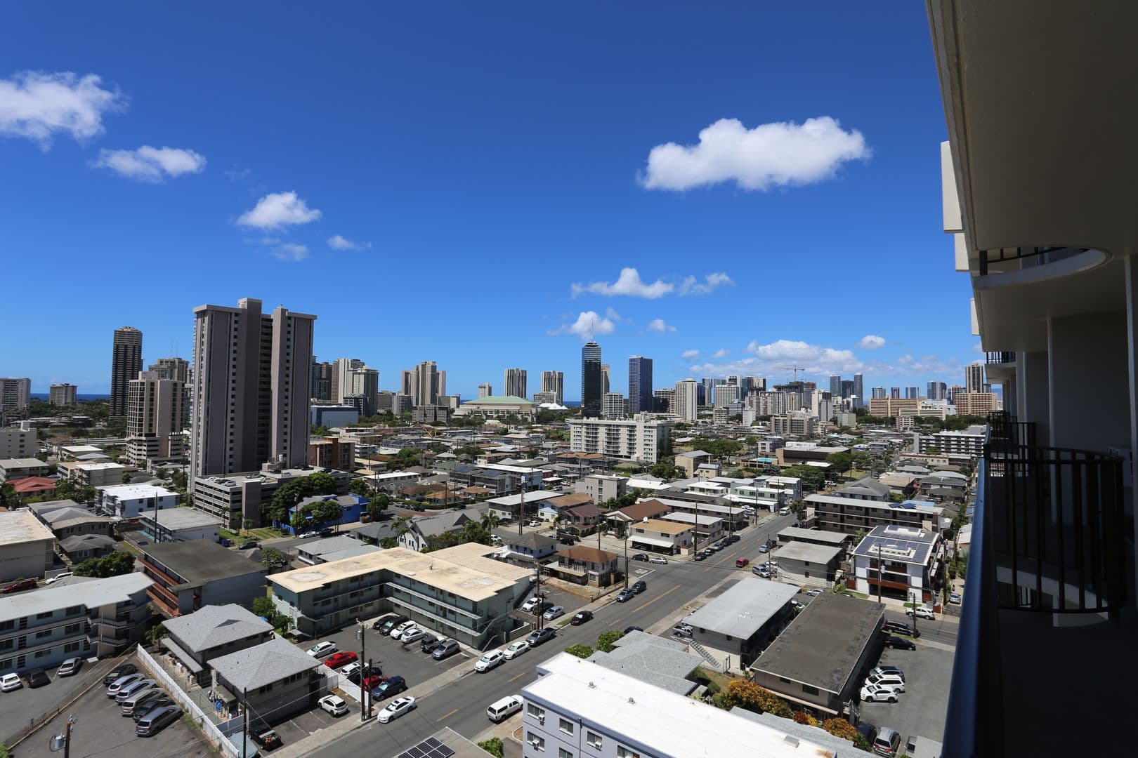 Honolulu Condo: 2121 Algaroba Street #1508
