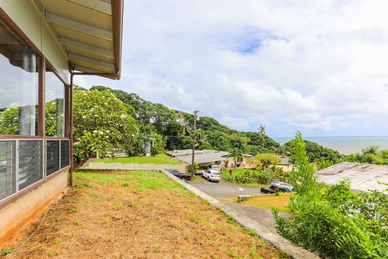 Kaneohe House: 47-130 Kaimalolo Place