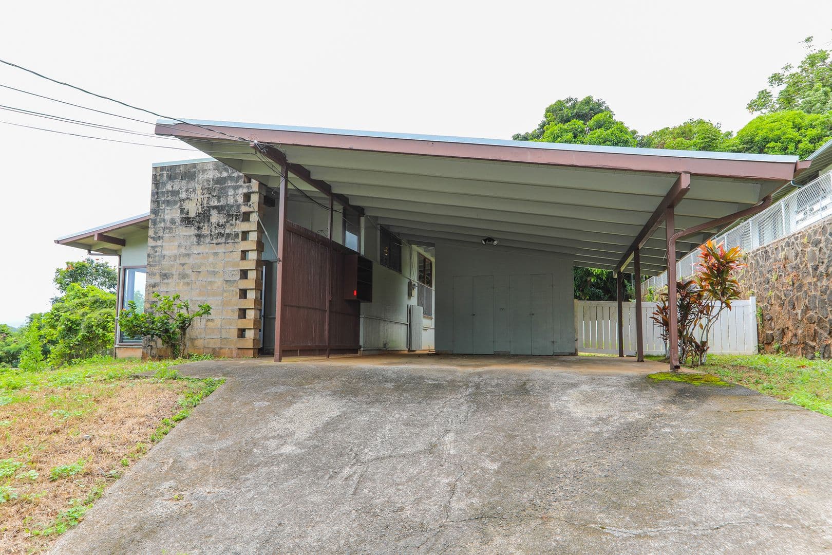 Kaneohe House: 47-130 Kaimalolo Place