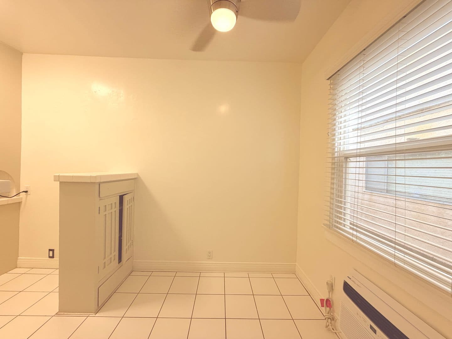 Culver City Apartment: 4049 Madison Ave