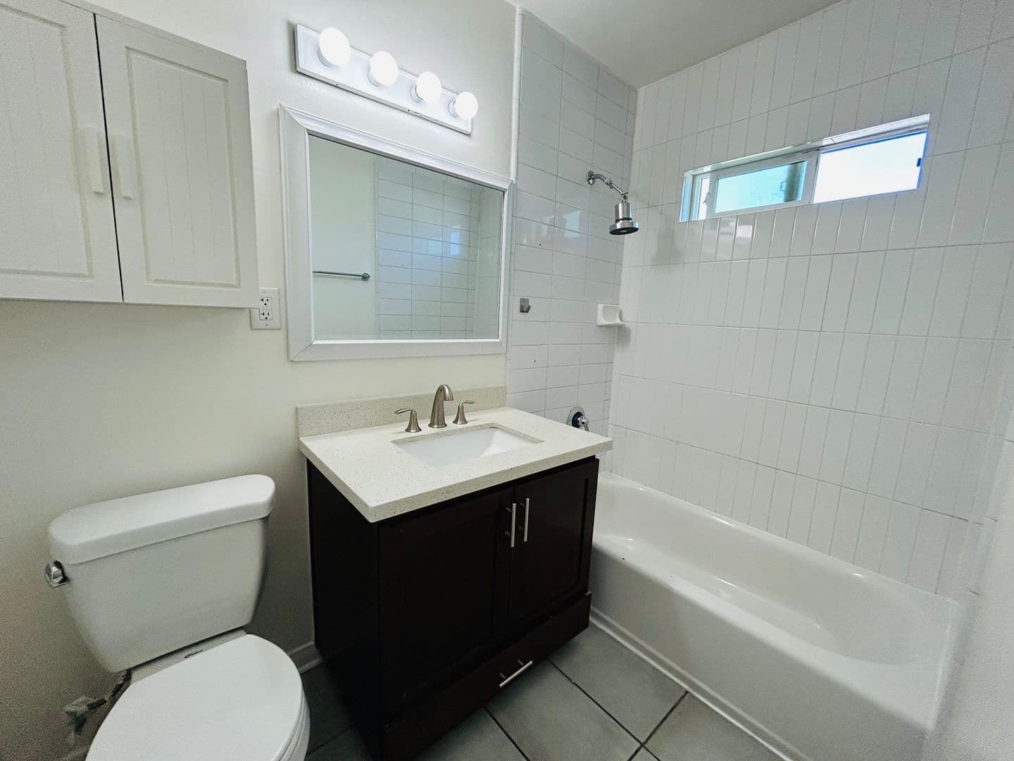 Marina del Rey Apartment: 808 Washington Blvd