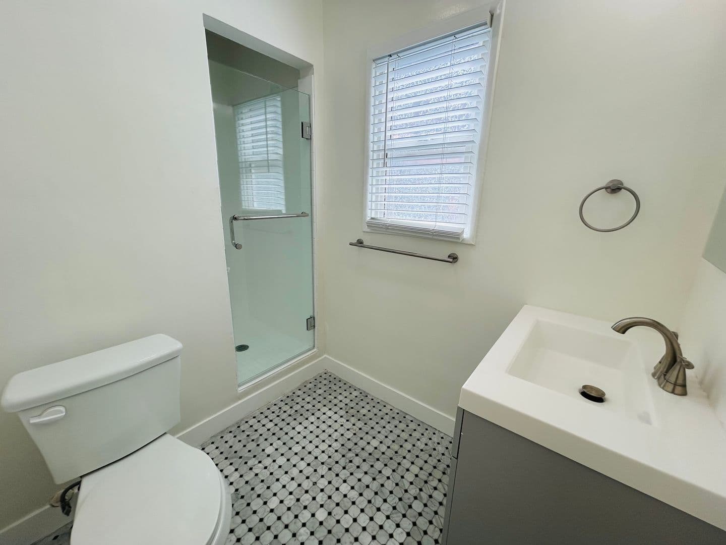 Marina Del Rey Apartment: 738 Washington Blvd.