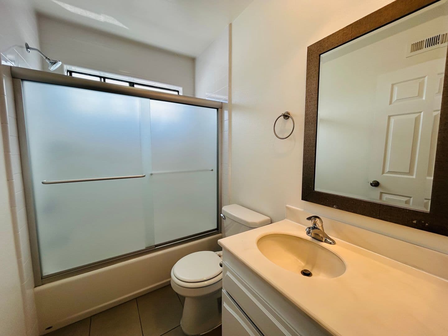 Los Angeles Apartment: 8815 W. 3rd St.
